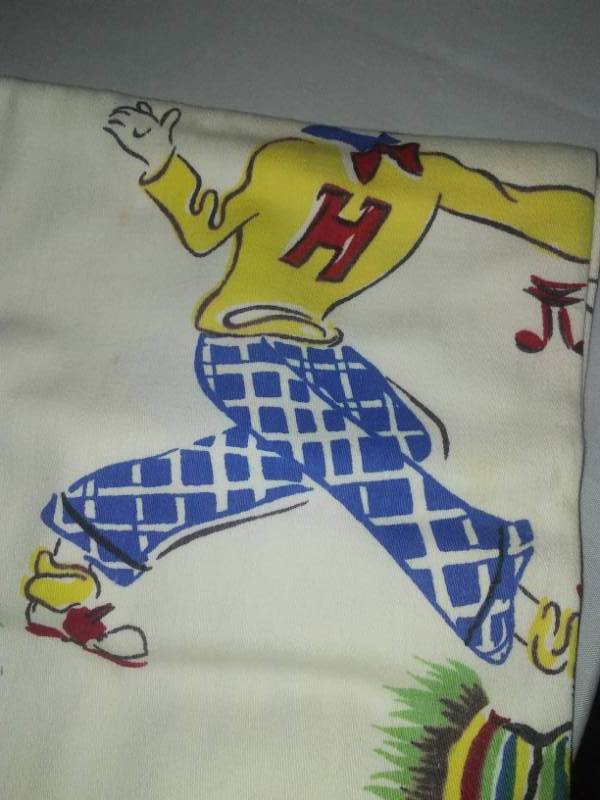lot 190 image: Vintage tablecloths - 3  bag.