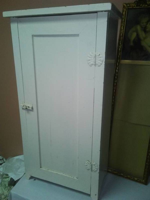 lot 191 image: Vintage wood cabinet and frame.