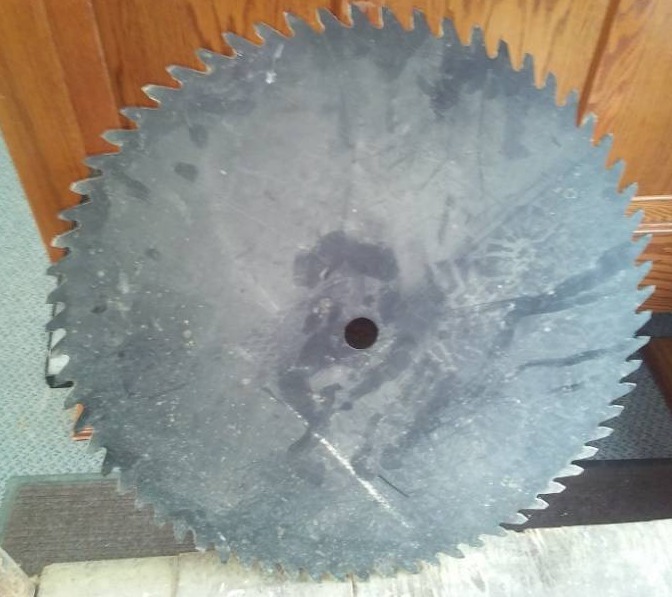 lot 269 image: Vintage 26 inch saw blade, 1.5 hole, nice teeth.