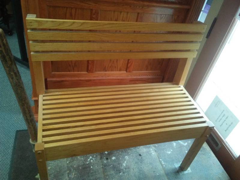 lot 273 image: Oak bench - handmade.