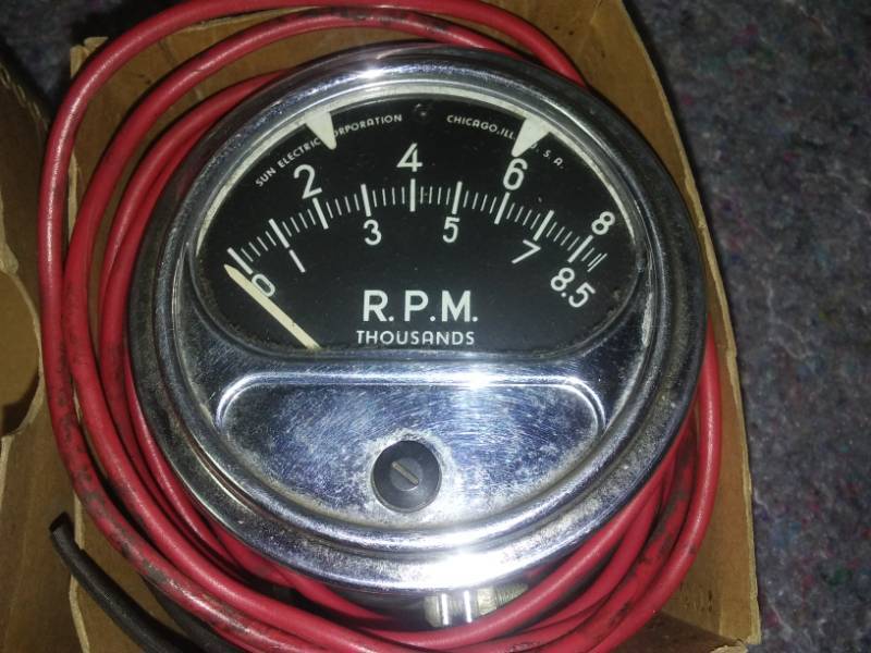 Sun - tach set up for Mallory dual-point distributor - excellent.
