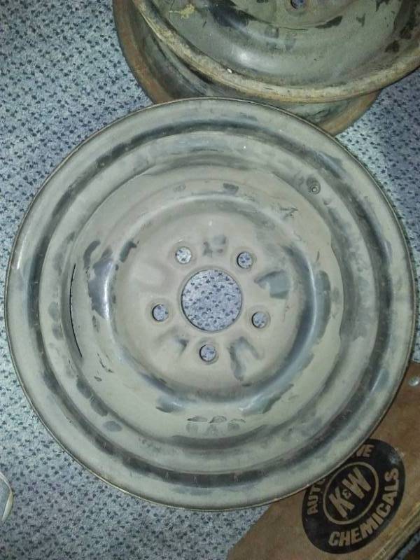 4 original Mustang 14 inch steel rims Original
