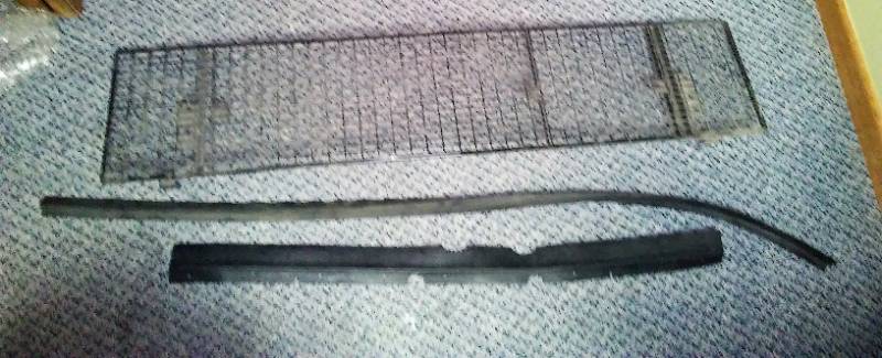 Front grill, Cowl and Hood weather-stripping. Very good. Original