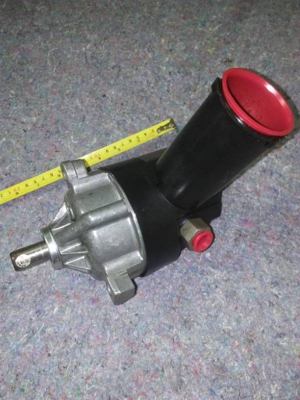Power Steering Pump- NEW. 390 Ford