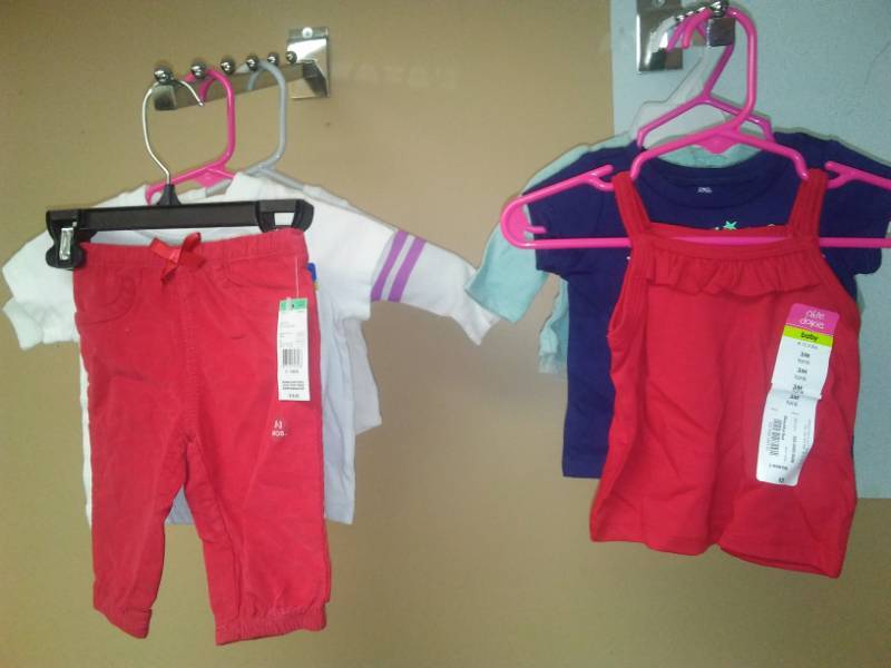 lot 428 image: Infant NB - 3 MO- 6.