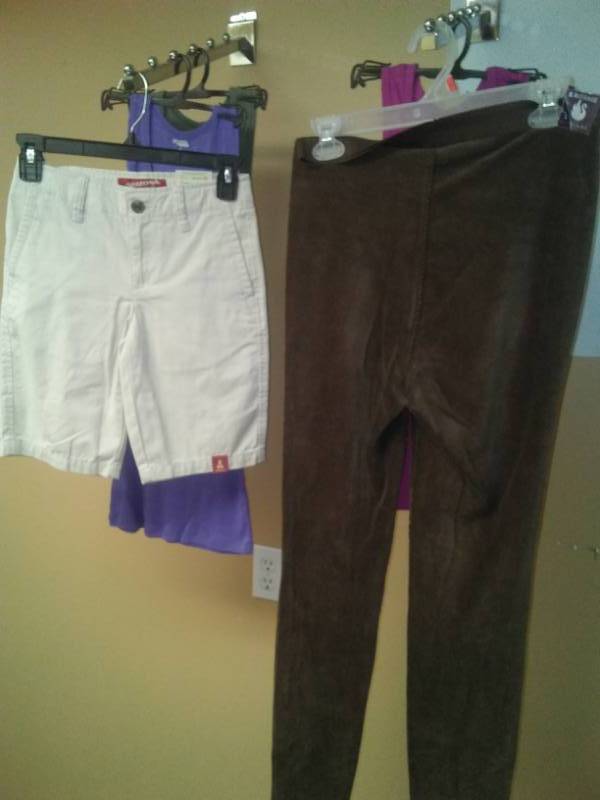 lot 473 image: Womens shorts  tanks  loungewear - 5. Shorts size 8, tanks  Lounge size s.