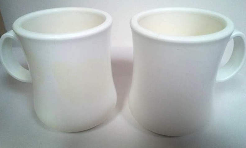 lot 229 image: 72 Continental plastic cups