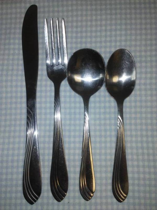 lot 265 image: 24 Place flatware setting.