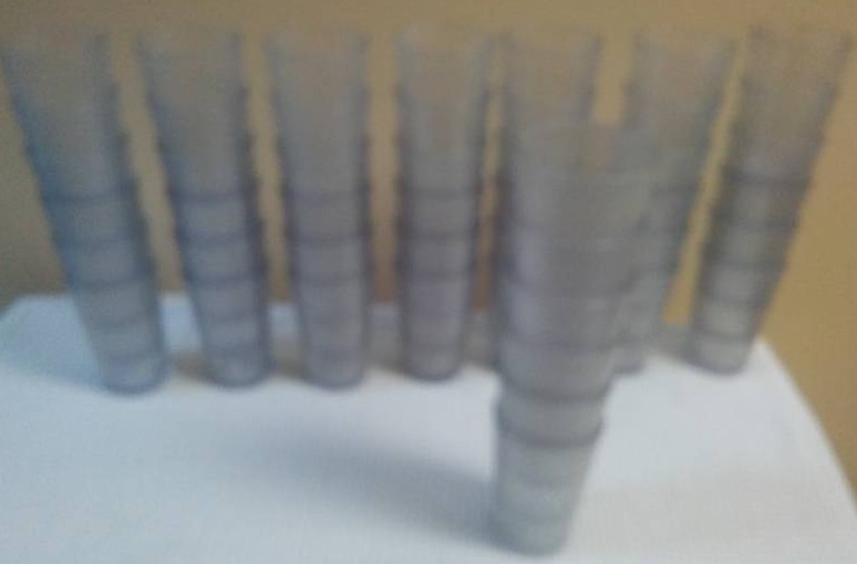lot 279 image: 48 Plastic Stackable Glasses 8 oz.