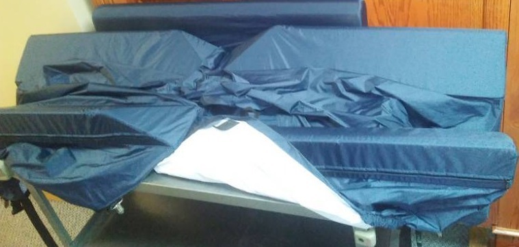 lot 316 image: New In Bag - bed elevated bumper sides. E