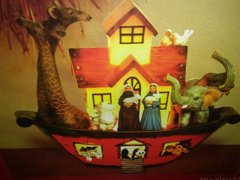 lot 232 image: Noahs Ark lighted in box.
