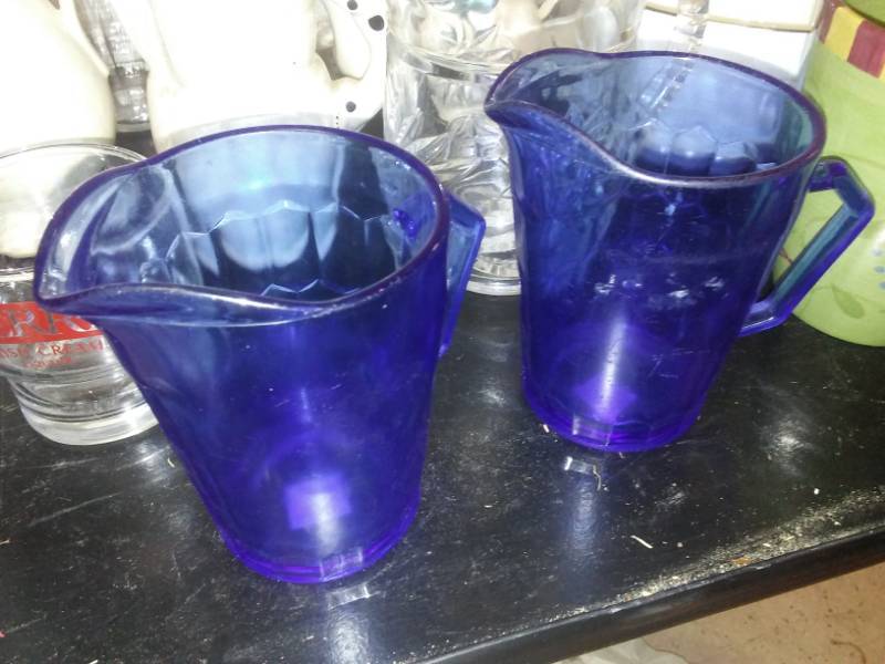 lot 256 image: White milk glass and opalescent glass and more lead glass Crystal.