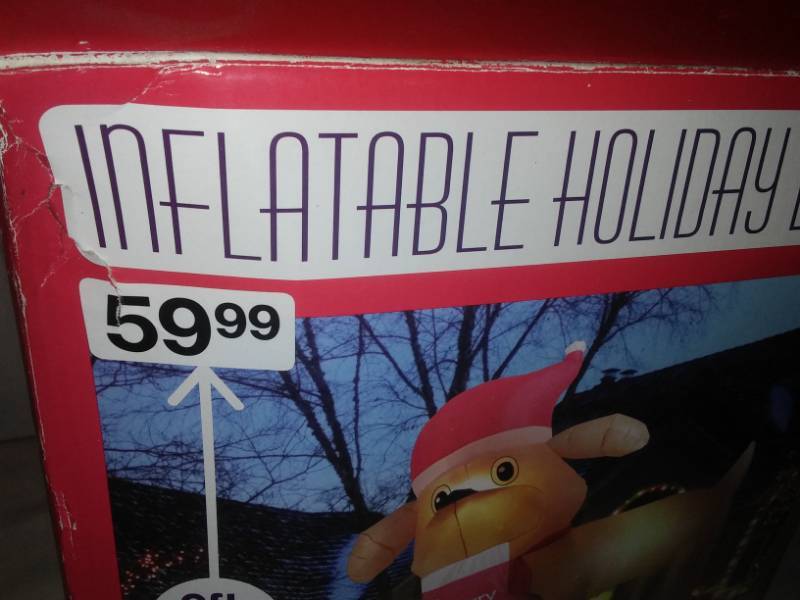lot 164 image: Inflatable 9-foot Christmas blow up