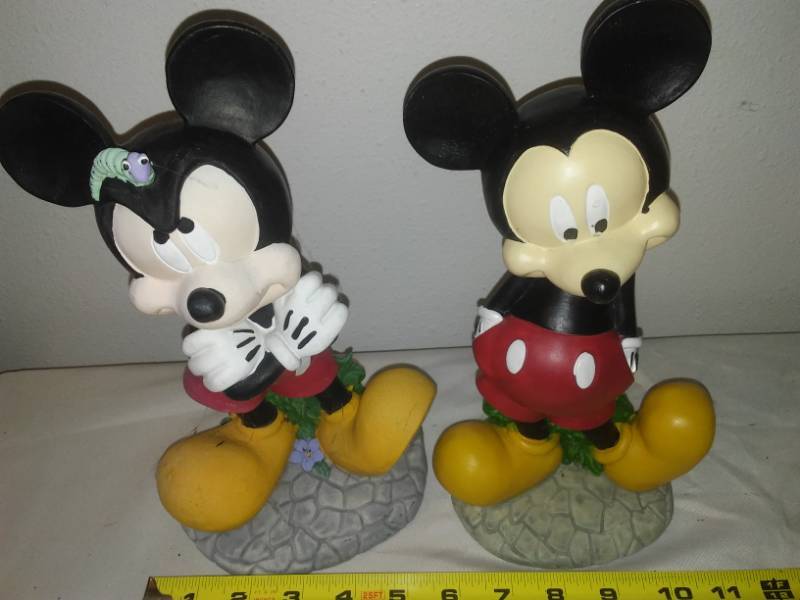 lot 175 image: New Mickey and Minnie Mouse Disney indoor outdoor.