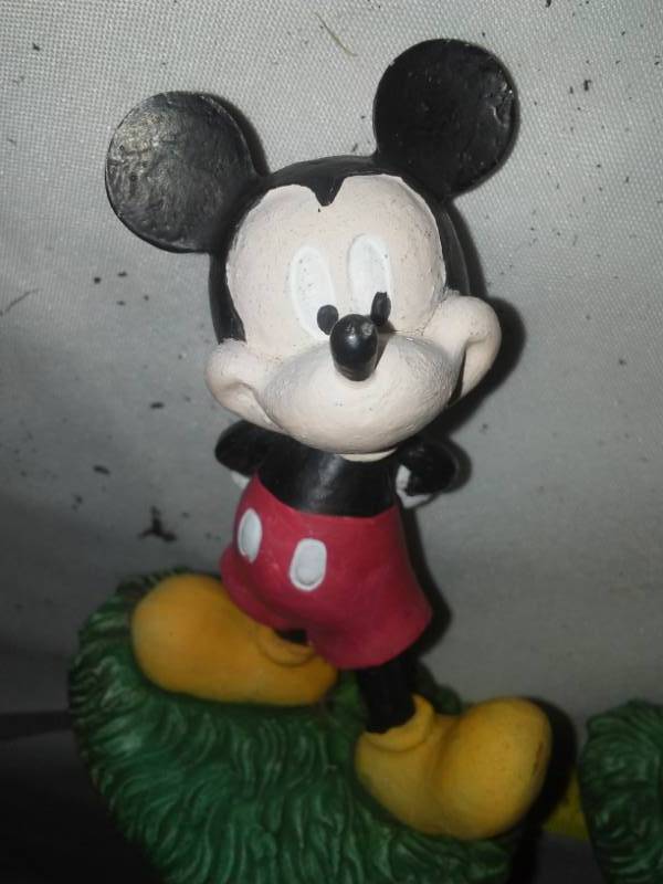 lot 176 image: 4 used Mickey and Minnie Mouse Disney Garden Stakes