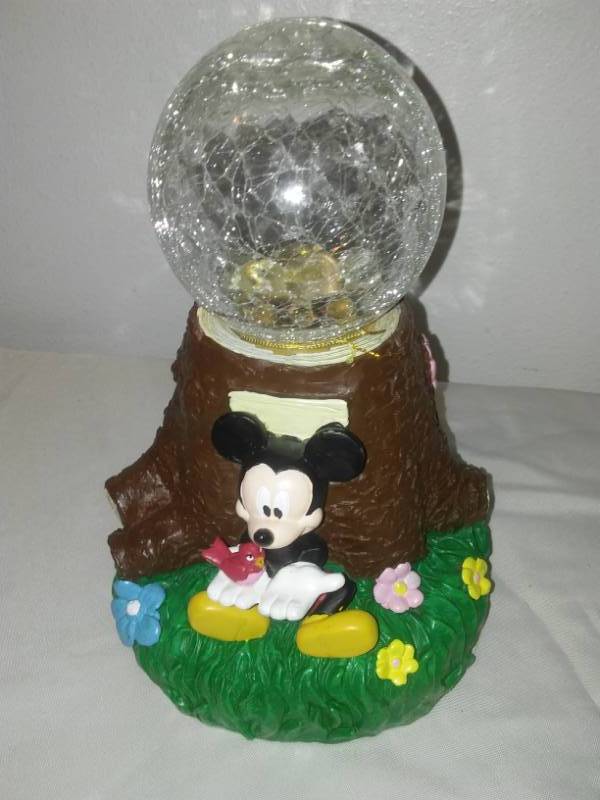 lot 199 image: Mickey Mouse Solar Global - Disney, new.