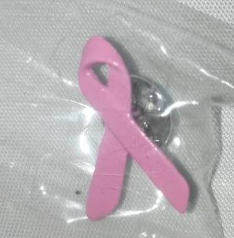 lot 290 image: Susan G Komen cancer survivor items - get ready for October
