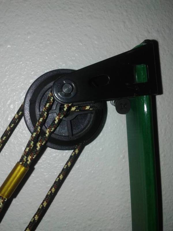 lot 298 image: Compound bow- Kids and more.