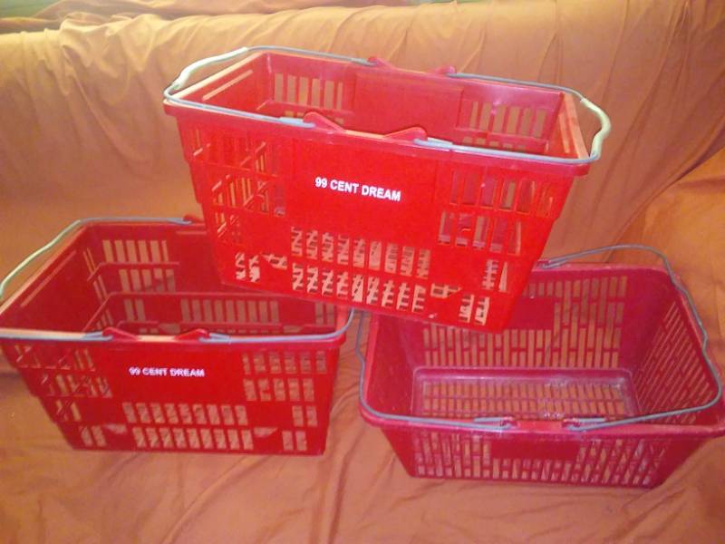 lot 317 image: 3 shopping baskets - good condition.