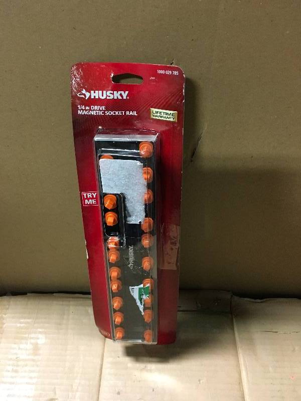 lot 1 image: Husky 14 in. Drive Magnetic Socket Rail in good condition