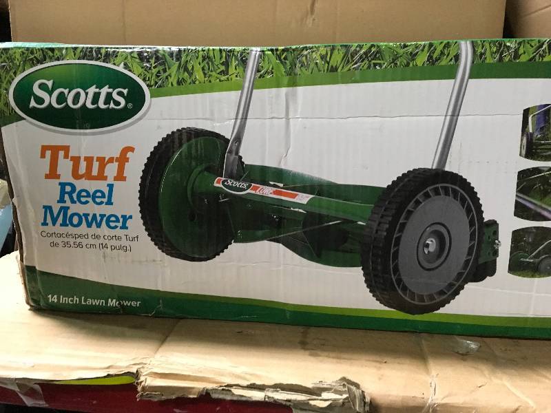 lot 22 image: Scotts 14 in. 5-Blade Manual Walk Behind Reel Mower in good condition