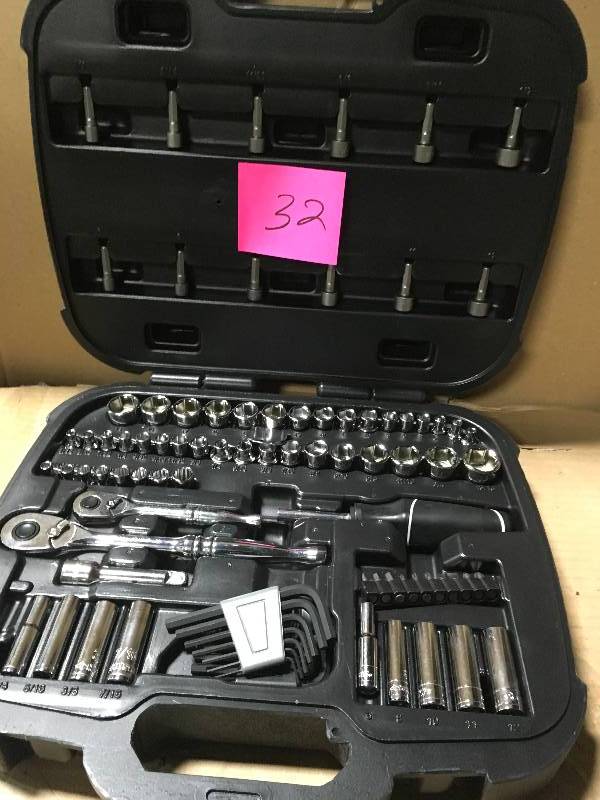 lot 32 image: Husky Mechanics Tool Set (92-Piece) not used