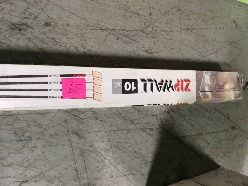 lot 39 image: ZipWall ZP4 Contains 4 10 ft. Steel Spring Loaded Poles 4-Heads, 4-Plates, 4-Tethers, 4-Grip Disks, 2-Zippers and 1-Carry Bag