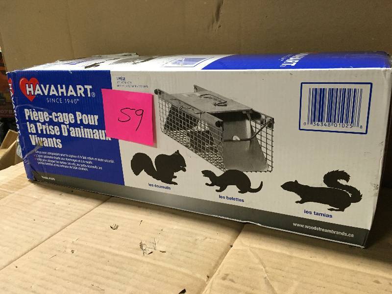 lot 59 image: Havahart Small 2-Door Animal Trap not used