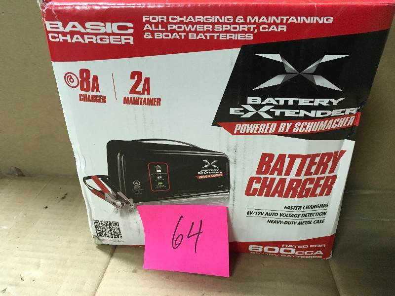 lot 64 image: Schumacher Battery Extender 6-Volt or 12-Volt, 8 Amp Battery ChargerMaintainer  in good condition