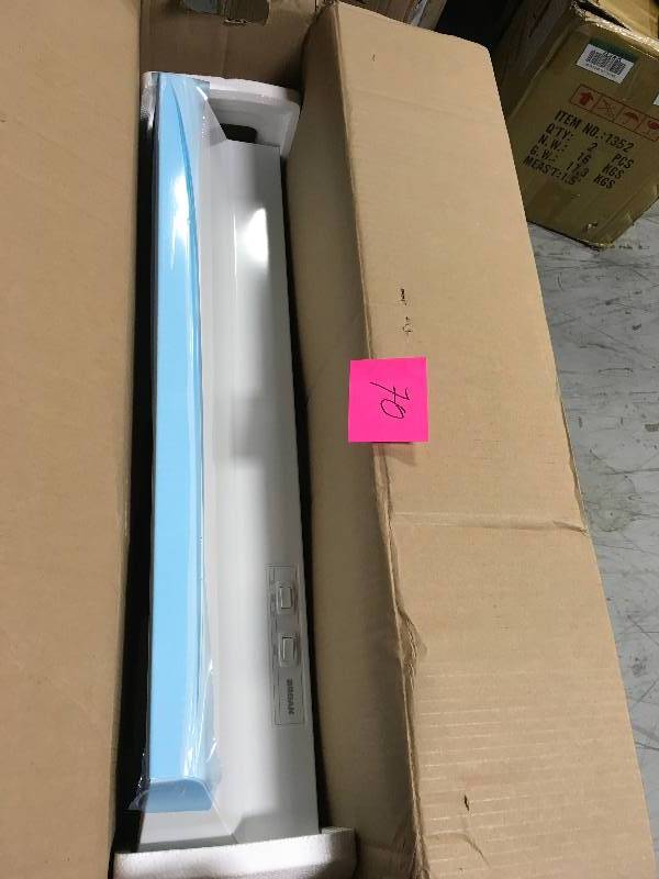 lot 70 image: Broan 42000 Series 30 in. Under Cabinet Range Hood with Light in White in good condition