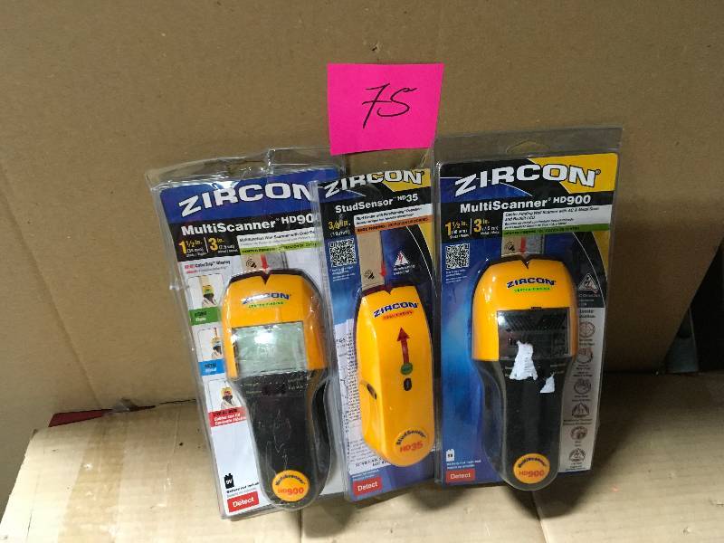 lot 75 image: MIX LOT ZIRCON MULTISCANNER HD900 & STUDSENSOR HD35 in good condition