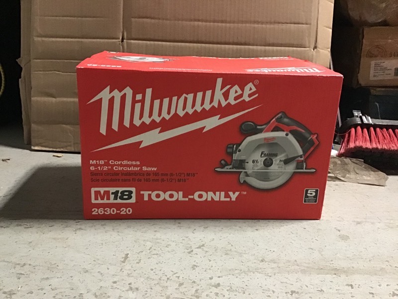 lot 104 image: Milwaukee M18 2630-20 18 Volt Lithium Ion 6-12 3,500 RPM Cordless Circular Saw w Magnesium Guards and Included 24-Tooth Carbide Wood Cutting Blade New