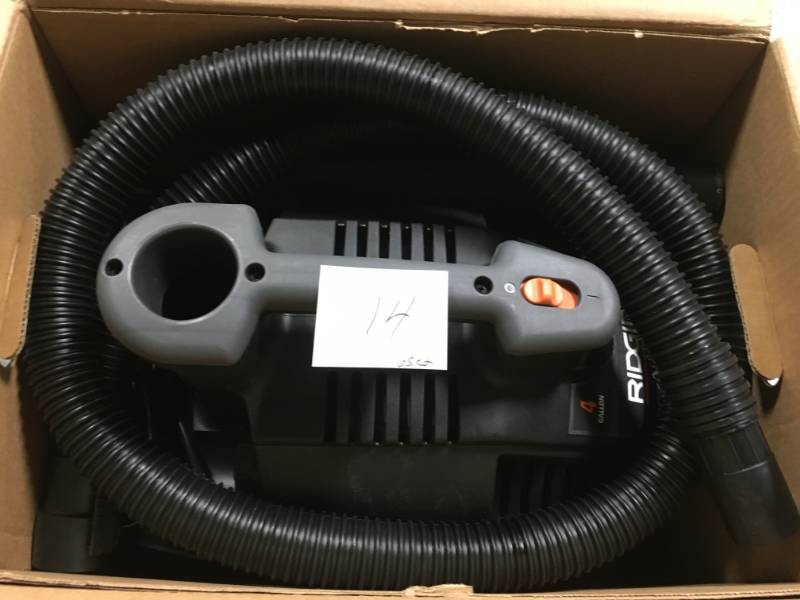 lot 14 image: RIDGID 4 Gal. 5.0-Peak HP Portable WetDry Vacuum USED in good condition
