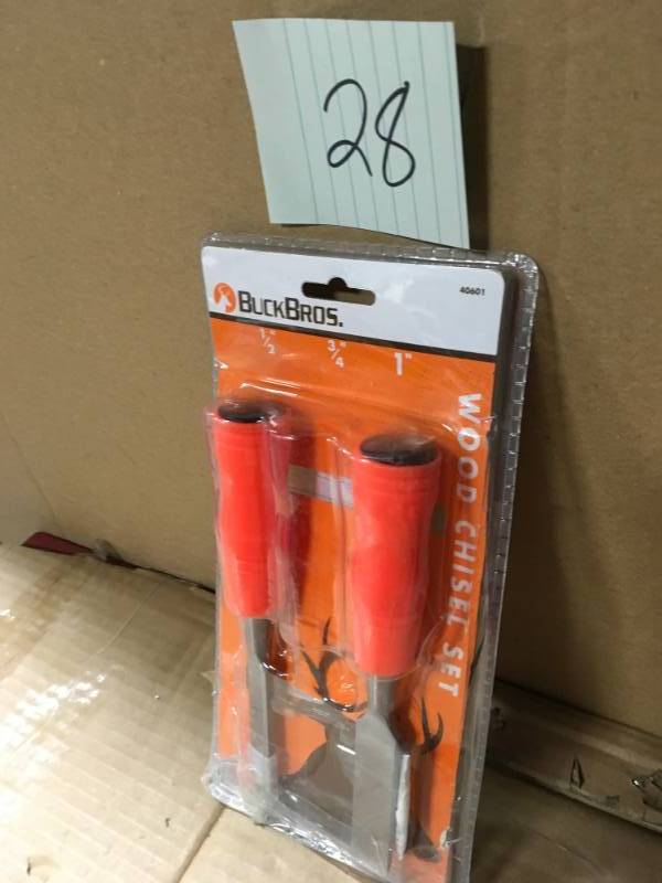lot 28 image: Buck Bros. Economy Wood Chisel Set (3-Piece) in good condition
