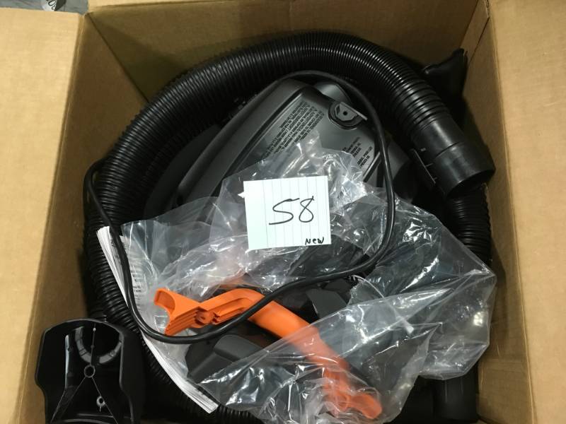 lot 58 image: RIDGID 6 Gal. 3.5-Peak HP NXT WetDry Vac in good condition