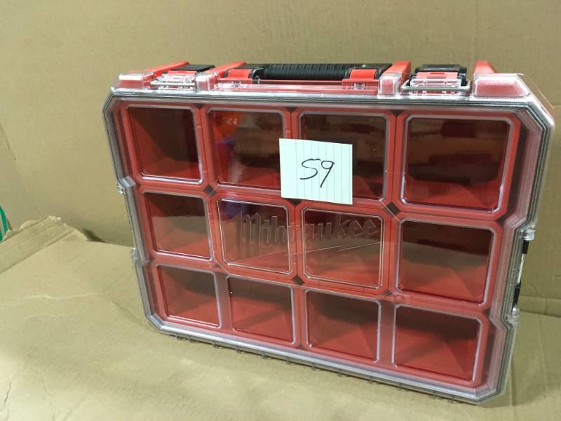 lot 59 image: Milwaukee 10-Compartment Red Deep Pro Small Parts Organizer not used
