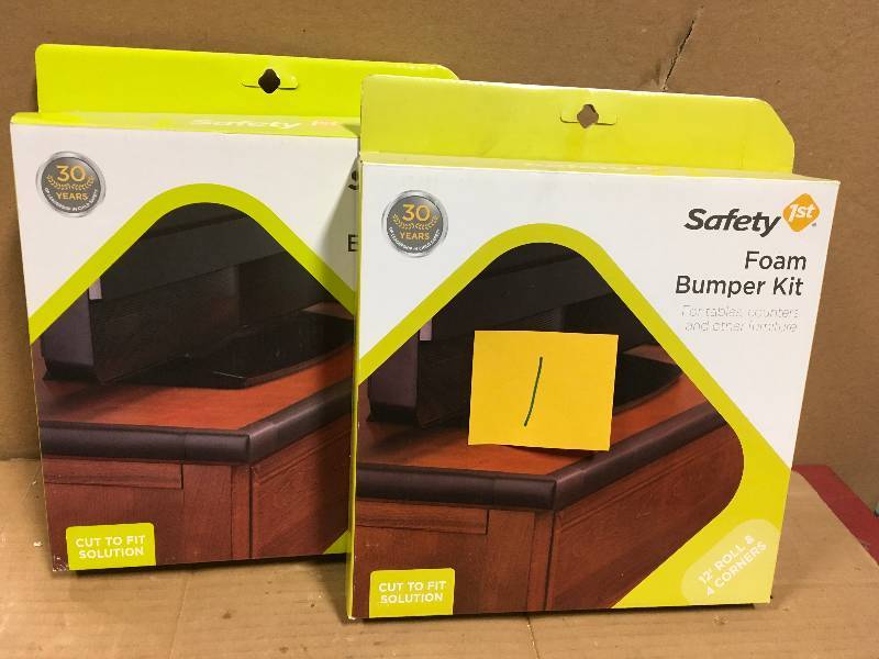 lot 1 image: Safety 1st Foam Bumper Kit (5-Piece) not used