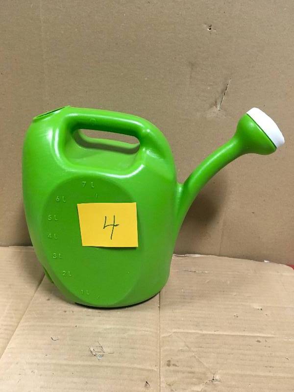 lot 4 image: Southern Patio Southern Patio 2 Gal. Green Watering Can in good condition