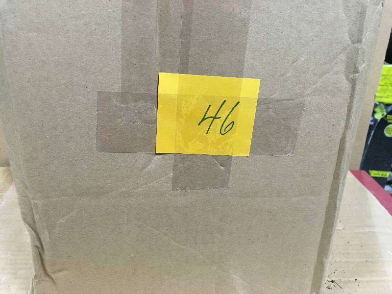 lot 46 image: Halo 5 in. White Baffle Recessed Kit Downlighting White Trim not used