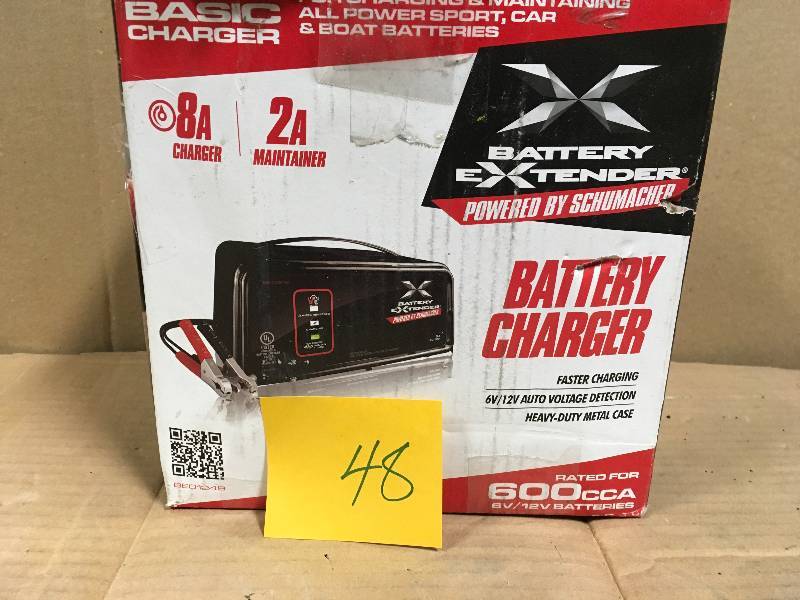 lot 48 image: Schumacher Battery Extender 6-Volt or 12-Volt, 8 Amp Battery ChargerMaintainer  in good condition