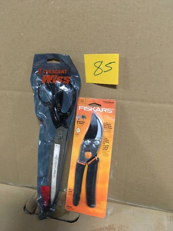 lot 85 image: Wiss 12-12 in. Upholstery, Carpet, Drapery and Fabric Shears & Fiskars 5.5 in. Bypass Pruner  in good condition