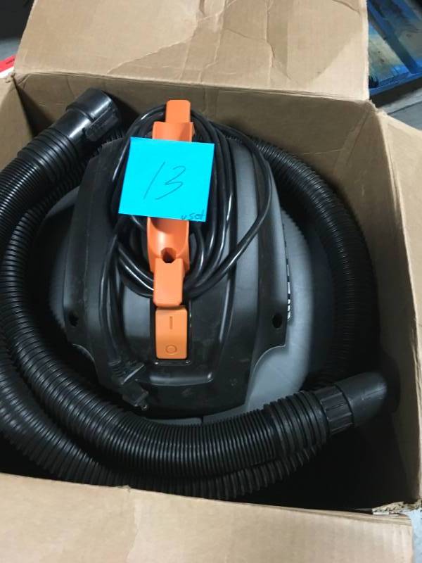RIDGID 9 Gal. 4.25-Peak HP NXT WetDry Vac USED