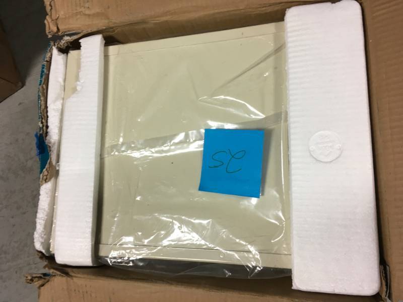 Oasis Classic Locking Post Mount Parcel Mailbox with High Security Reinforced Lock in good condition