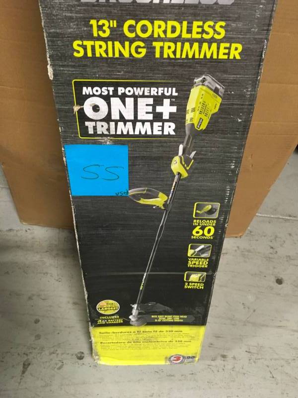 RYOBI ONE 18-Volt Lithium-Ion Brushless Cordless String Trimmer - 4.0 Ah Battery and Charger Included USED in good condition
