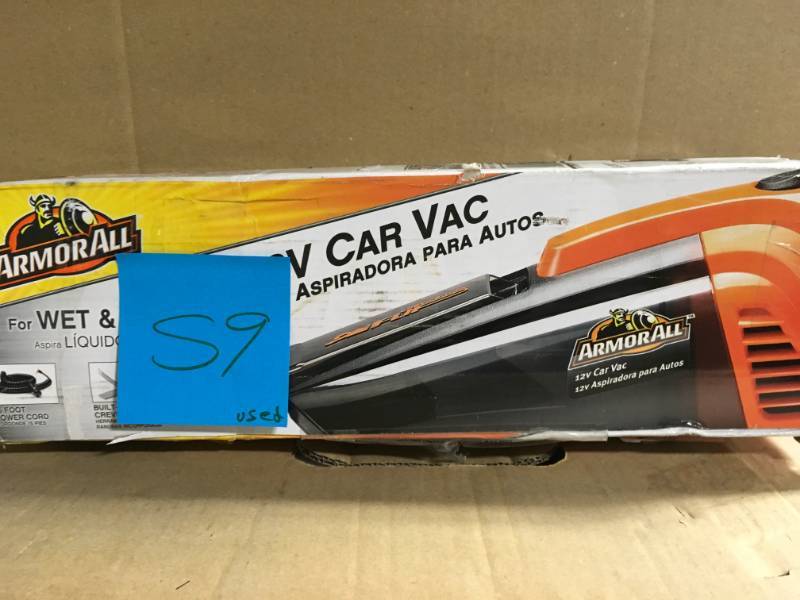 Armor All 12-Volt Corded Handheld WetDry Vac in good condition