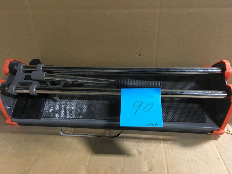HDX 14 in. Rip Ceramic Tile Cutter USED in good condition