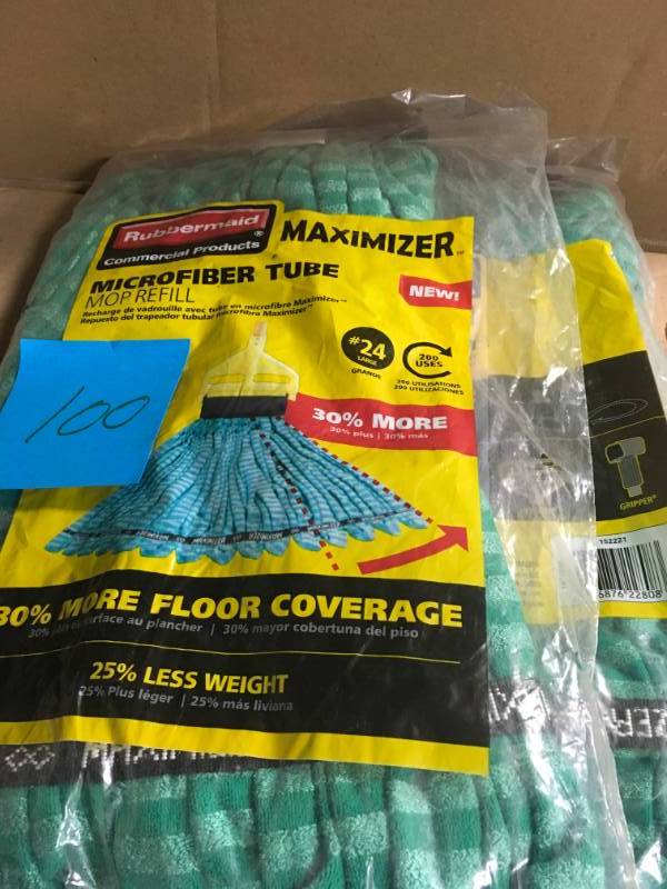 Rubbermaid Maximizer #24 Microfiber Mop Head in good condition