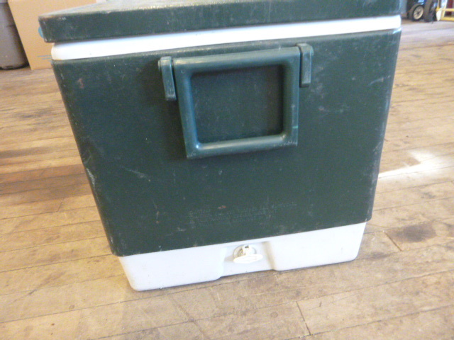 lot 54 image: Coleman Steel Belted Cooler