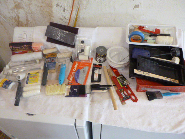 lot 37 image: Painting Supplies