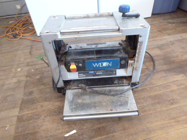 lot 26 image: Wilton 12 12 Planer